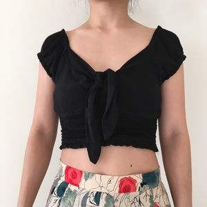 Black Ribbed Scrunch Crop Top